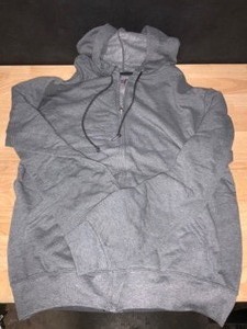 Carhartt Mens 40 Hickory CottonSpandex Rugged Flex Rigby Short, Wrangler Large-Regular Flame Resistant Long Sleeve & Fruit of Loom Child Grey Sweatshirt. See Pictures