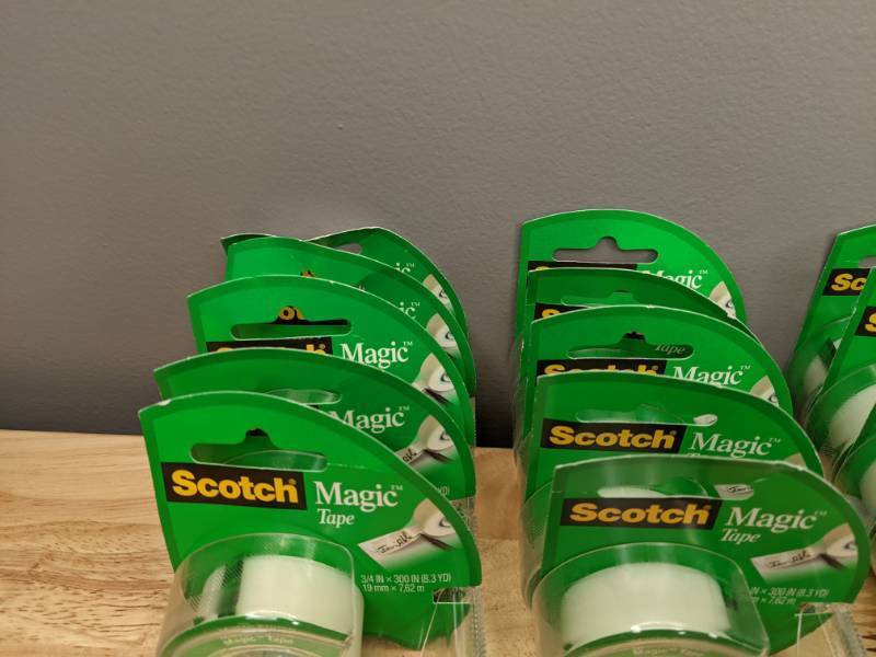 lot 60 image: 15 Brand New Scotch Magic Tape in Dispensers - T