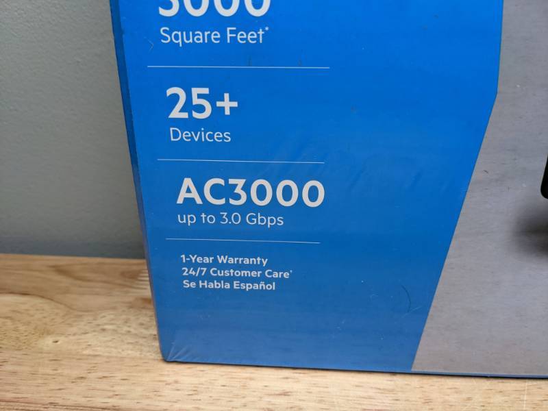 lot 27 image: Brand New Linksys Max Stream AC3000 Tri Band Mesh WiFi 5 Router - T