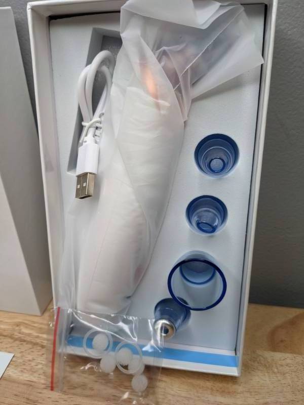 lot 32 image: Brand New Blackhead Acne Face Cleanser Suction Vacuum Pressure - T