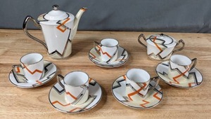 lot 51 image: Japanese Meito 15 pc. China Tea Set Hand-Painted Geometric Pattern - Q