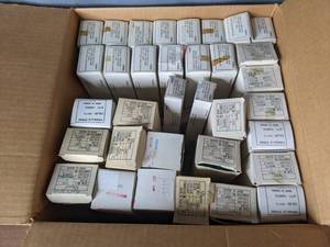 lot 156 image: Large Lot of Multi-Colored Pipe Cleaners - Z