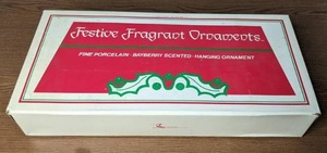 lot 74 image: Vintage Festive Fragrant Ornament Porcelain Bayberry Scented Christmas Ornaments - Z