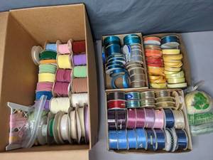 lot 121 image: Large Assortment of Colored Ribbon - Z