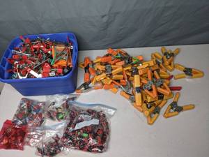 lot 106 image: Large Assortment of Spring Clamps - Z