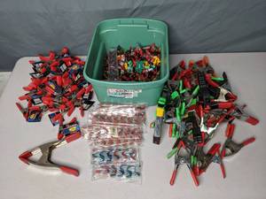 lot 107 image: Large Assortment of Spring Clamps - Z