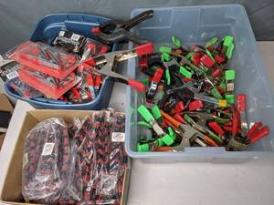 lot 108 image: Large Assortment of Spring Clamps - Z