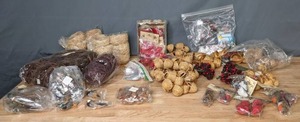 lot 170 image: Craft Supplies Tiny Baskets, Birds, Bird Nests & More - Z