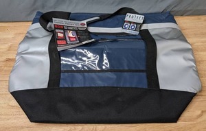lot 130 image: NEW California Innovations Thermal Freezer Tote - Z