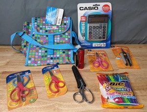 lot 131 image: NEW PackiT Freezable Lunch Sack and School Supplies (Scissors, Calculator, Pens) - Z
