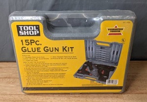 lot 133 image: BRAND NEW TOOL SHOP 15 Piece Glue Gun Kit - Z