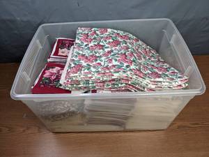 lot 238 image: Pre-Cut PoinsettiaHolly Berry Fabrics for Use in Hand-Sewn Projects - Z