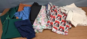 lot 246 image: Large Assortment of Solid and Printed Fabrics for Sewing Projects - Z