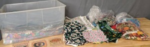 lot 269 image: Assortment of Patterned Fabric Cows, Chickens, Sunflowers, Strawberries, & More - Z