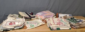 lot 224 image: Assorted FloralCountry Theme Fabrics and Pillow Projects - Z