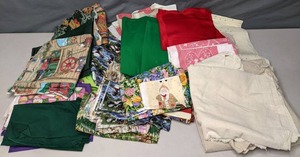 lot 315 image: Assortment of Fabric Scraps - Z