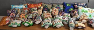 lot 347 image: Assortment of Unfinished Accent Throw Pillows - Z