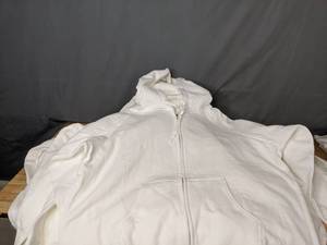 lot 321 image: (37) Hanes Womens Zip Up Hoodie Blanks - Z