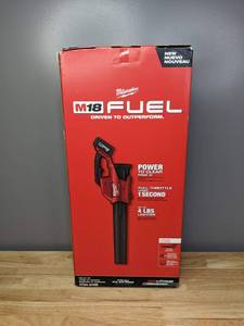 lot 2 image: Brand New Milwaukee M18 FUEL 120 MPH 450 CFM 18-Volt Lithium-Ion Brushless Cordless Handheld Blower Kit with 8.0 Ah Battery & Rapid Charger - T