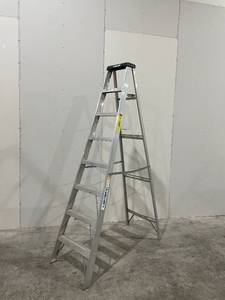 lot 244A image: Lightweight Aluminum 7-Step Ladder with 225 LB Capacity - X