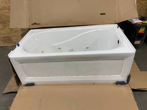 lot 14 image: MIRABELLE MIRPRW6032RWH White Provincetown 60 X 32 Three-Wall Alcove Whirlpool Tub with Right Hand Drain