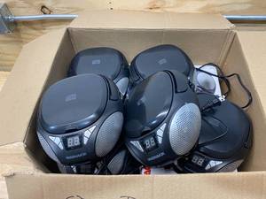 lot 44 image: MAGNAVOX Lot of 11- CD Boombox Radios