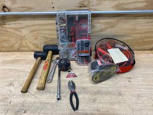 lot 88 image: Lot of Various Tools