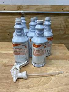 lot 111 image: DIVERSEY Lot of 8 Bottles of P.O.G Spotter Gel (1 qt. ea)
