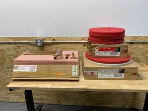 lot 128 image: Lot of Floor Cleaning Pads and Equipment