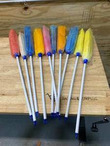 lot 129 image: Lot of 10 Dusters