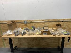 lot 153 image: Lot of Various Fittings and Related