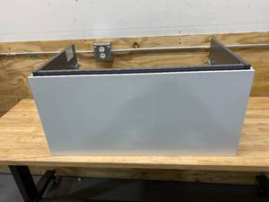 lot 171 image: DURAVIT DLC614108585 L-CUBE VANITY