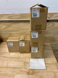 lot 174 image: Lot of Plastic and LF Bags