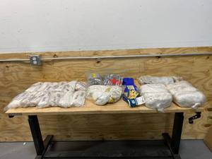 lot 197 image: Lot of Various Work Gloves