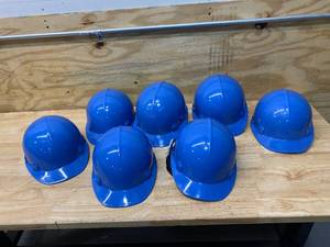 lot 227 image: 3M Lot of 7 Hard Hats