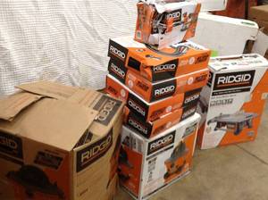 Lot of Assorted Ridgid Shop WetDry Shop Vacs and Accessories Customer Returns See Pictures