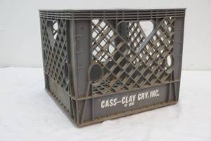 lot 8 image: Cass-Clay milk crate