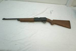 lot 20 image: Daisy power line 856 BB gun