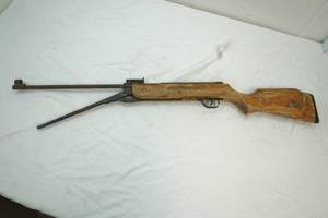 lot 22 image: BB gun