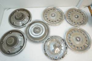 lot 36 image: hub caps