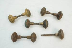 lot 42 image: antique door knobs