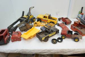 lot 86 image: vintage Tonka and Nylint truck parts
