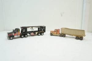lot 99 image: vintage Tonka grain truck