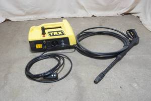 lot 135 image: TRX mini pressure washer