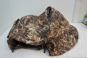 lot 138 image: Advantage Max 4 camoflauge insulated kennel cover
