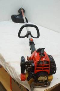 lot 178 image: Shindaiwa weed whip