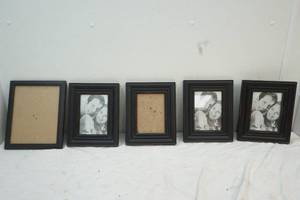 lot 212 image: picture frames 5x7