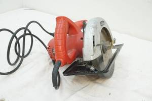 lot 229 image: Tool Shop circular saw