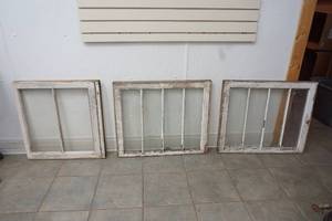 lot 232 image: vintage windows