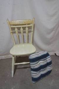 lot 254 image: vintage chair